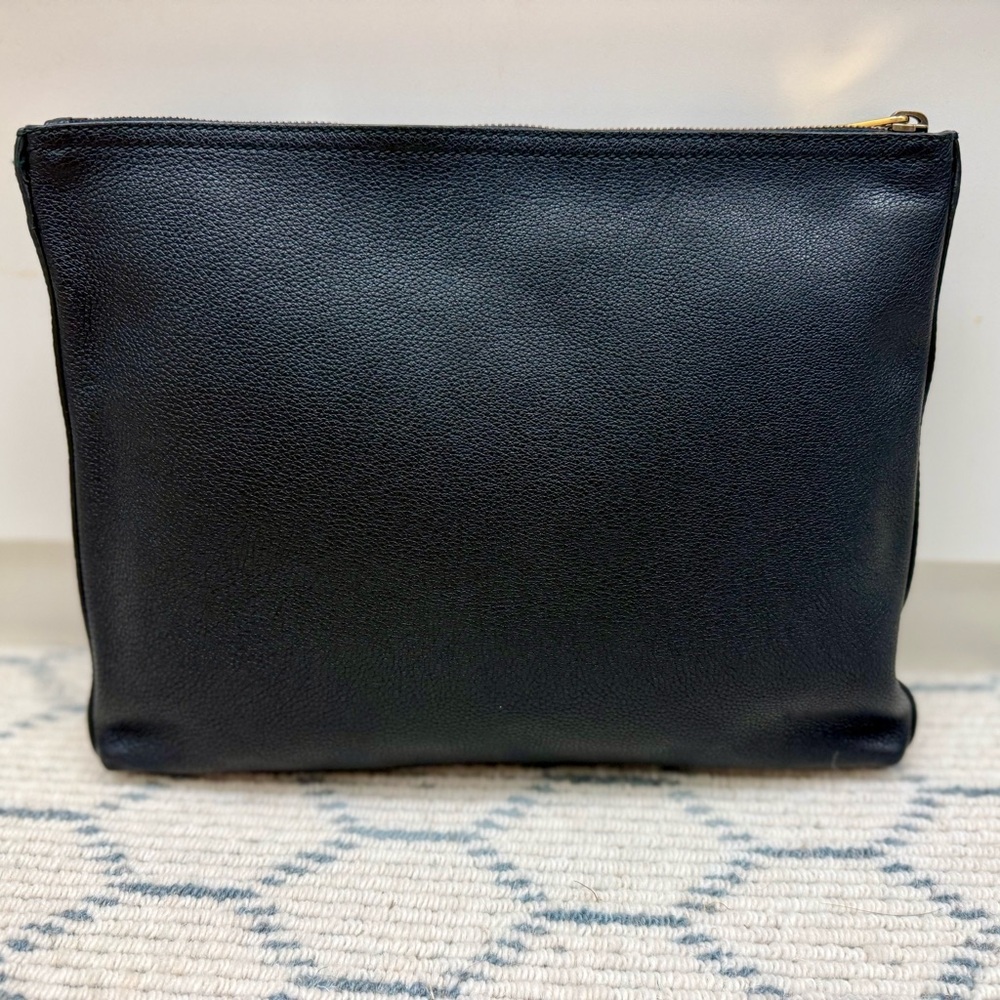 GUCCI Unisex Coquette Vintage-Style Black Leather Logo Print Portfolio Clutch - Picture 4 of 16